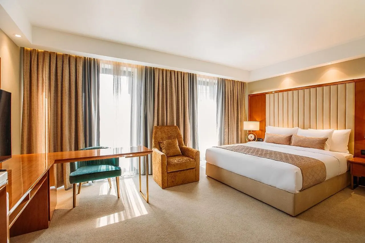 Marjan Plaza Hotel تبليسي 4*,  جورجيا